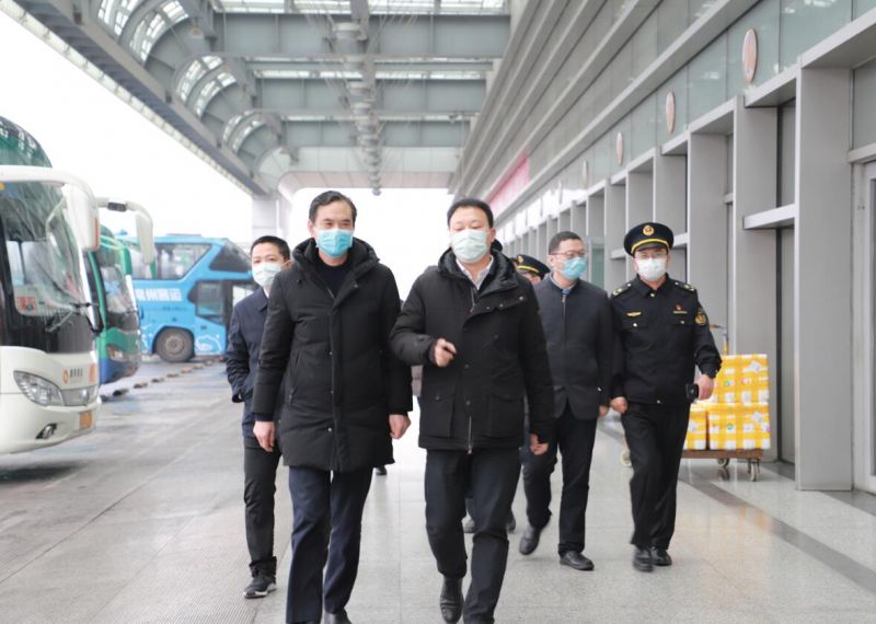 局領導至常州汽車站開展節(jié)前一線服務窗口走訪和安全、防疫督查
